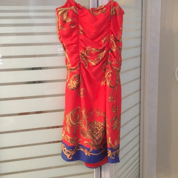 Gorgeous Marciano dress - Picture 3 of 3